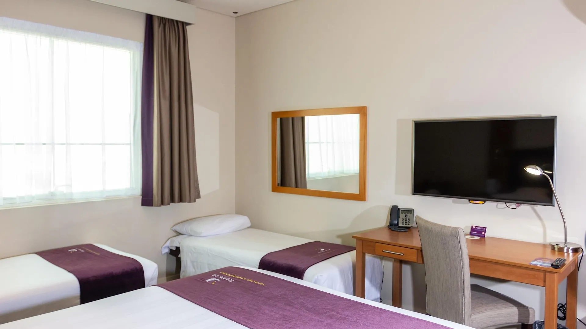 Premier Inn Abu Dhabi Capital Centre Emiratos Árabes Unidos