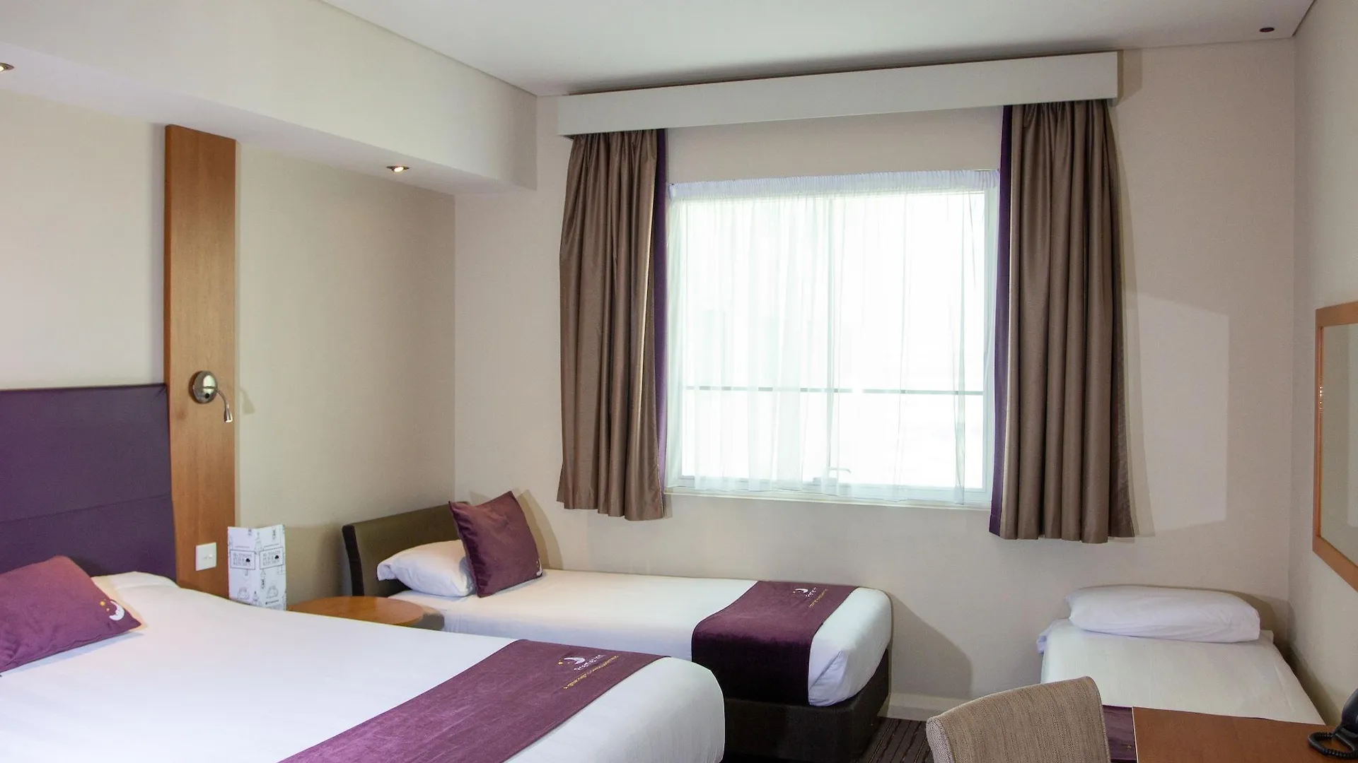 Hotel Premier Inn Abu Dhabi Capital Centre