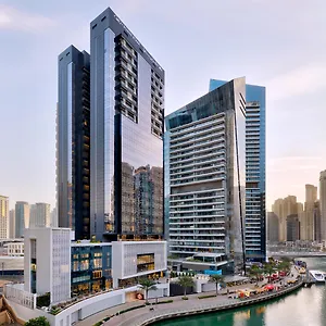 crowne-plaza-dubai-marina.dubaihotelsoffers.com/