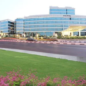 millennium-airport-hotel.dubaihotelsoffers.com/